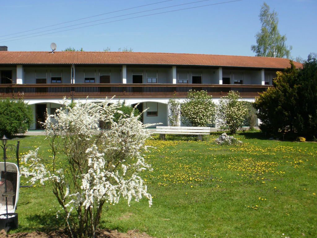 Paga Hotel Aidenbach Exteriör bild